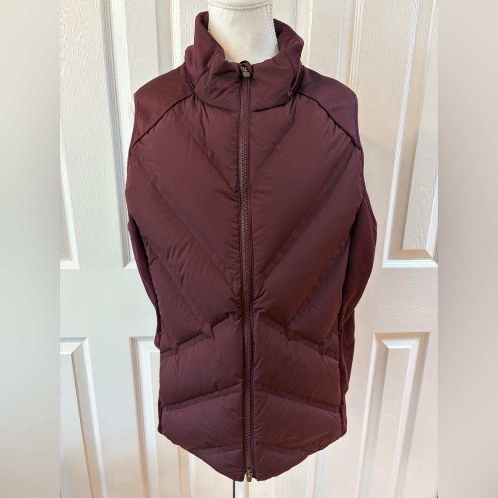 Athleta Spiced Cabernet Down Fill Inlet Vest Size XL